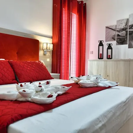 A Bed Of Roses Marsalforn