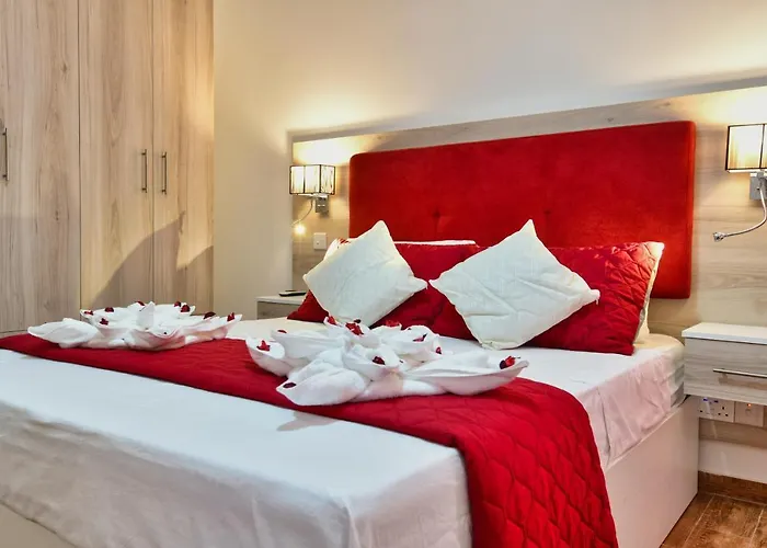 A Bed Of Roses Marsalforn